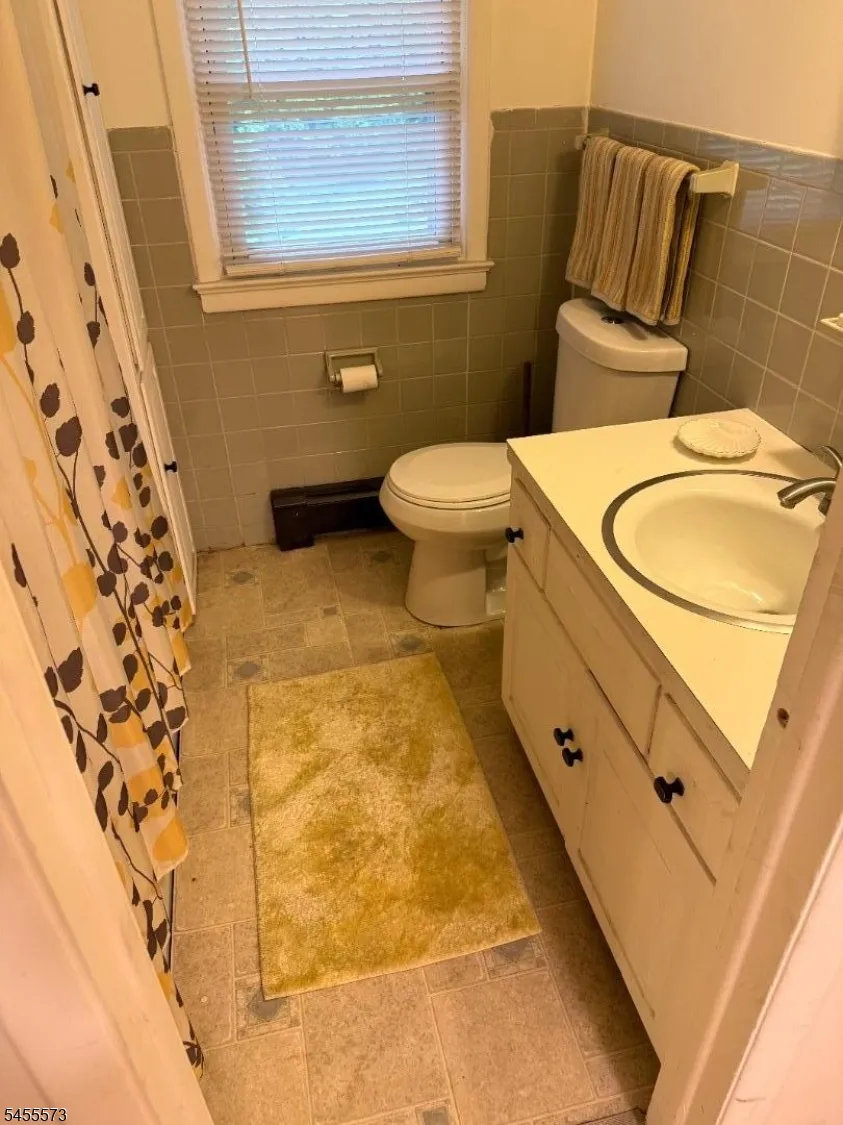 12 Shady Ln Newton Town, NJ 07860