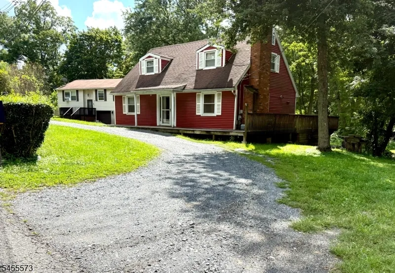 12 Shady Ln Newton Town, NJ 07860