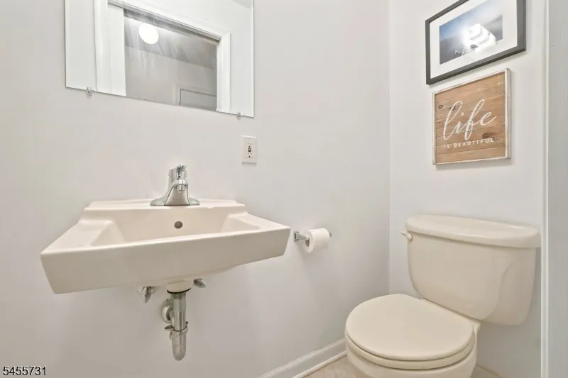 29 Riga Ct Scotch Plains, NJ 07076