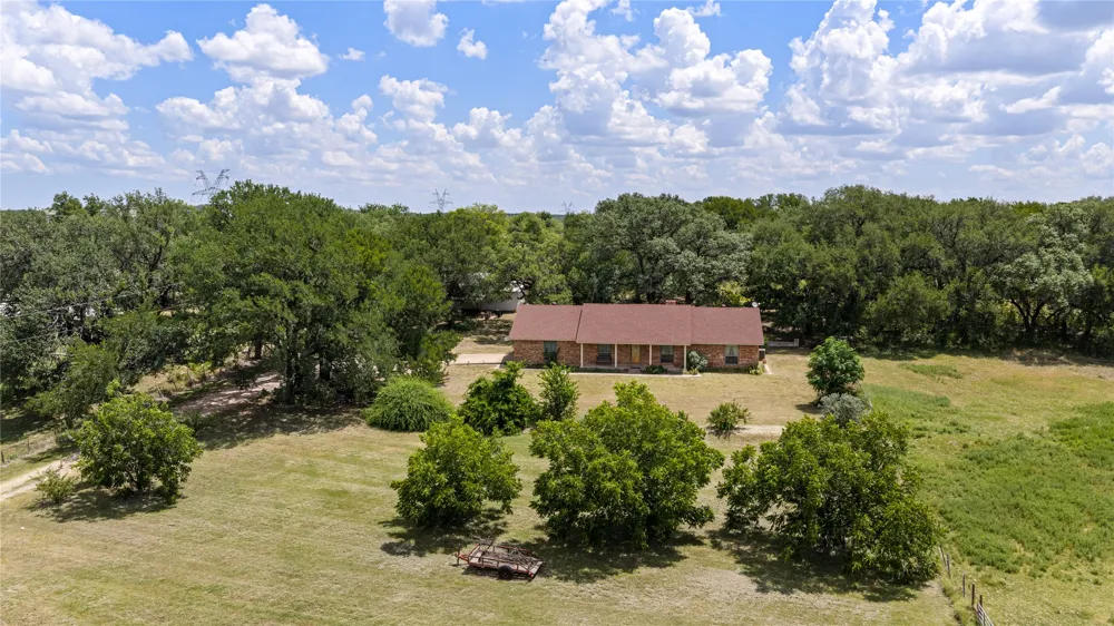 2952 State Hwy 144 Glen Rose, TX 76043
