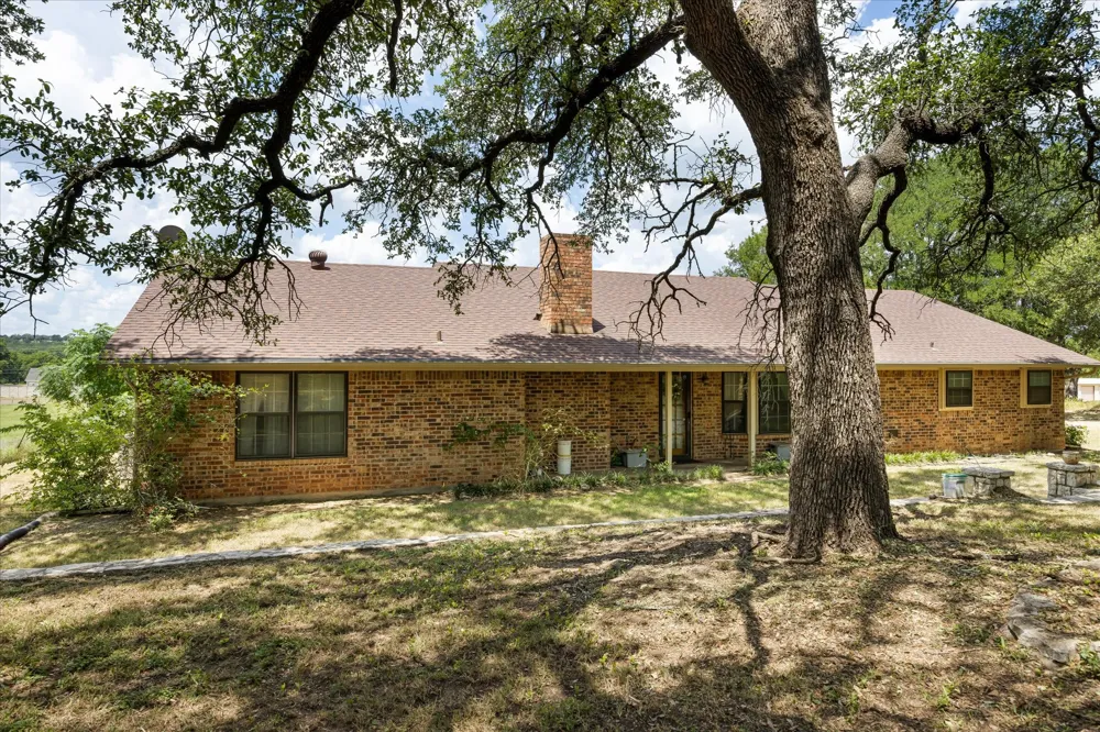 2952 State Hwy 144 Glen Rose, TX 76043