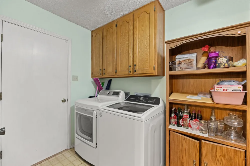 2952 State Hwy 144 Glen Rose, TX 76043