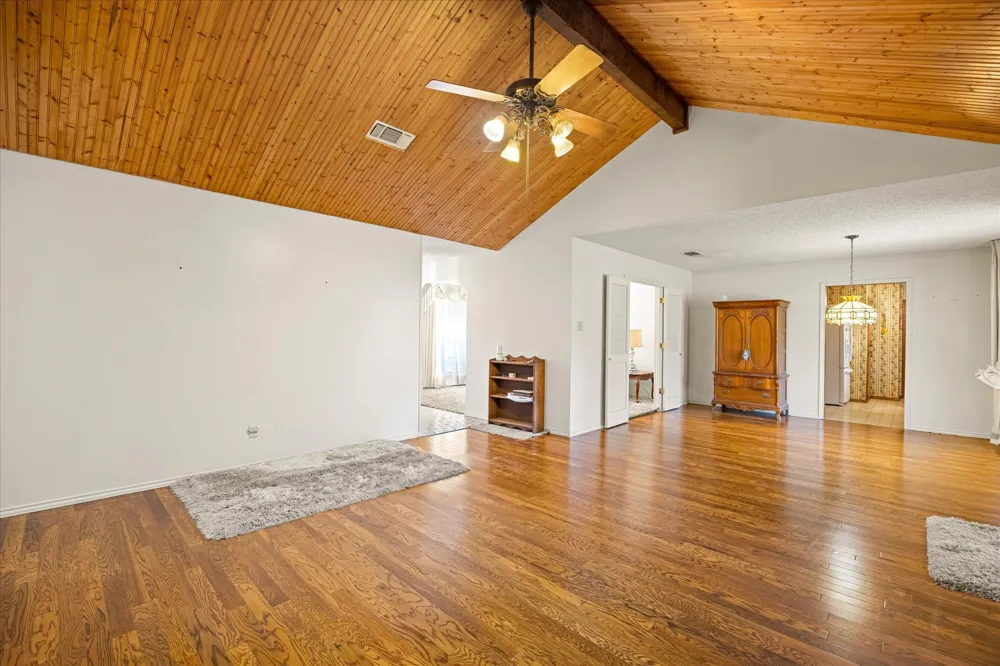 2952 State Hwy 144 Glen Rose, TX 76043