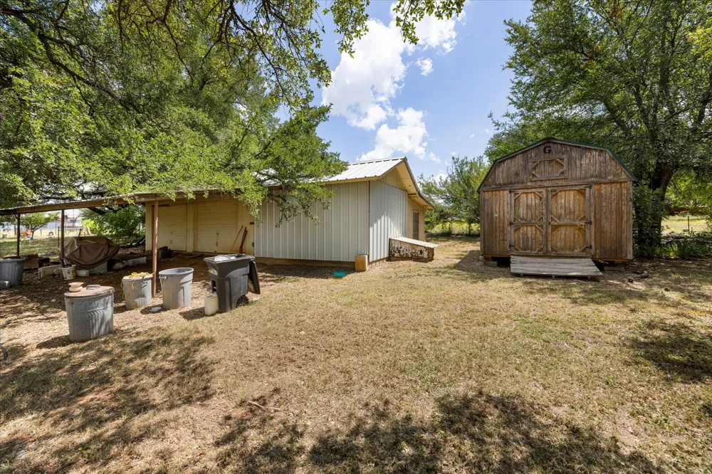 2952 State Hwy 144 Glen Rose, TX 76043