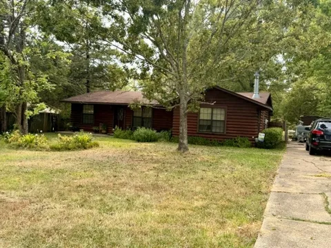 3212 Seminole Drive