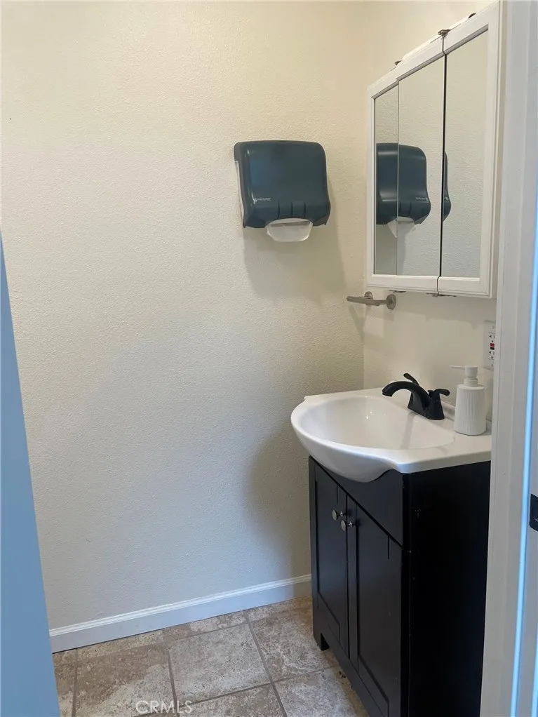 20910 Calwood Street Saugus, CA 91350