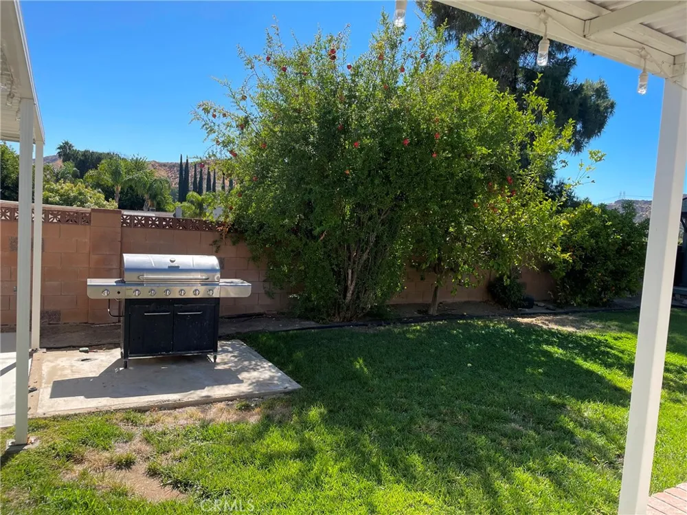 20910 Calwood Street Saugus, CA 91350