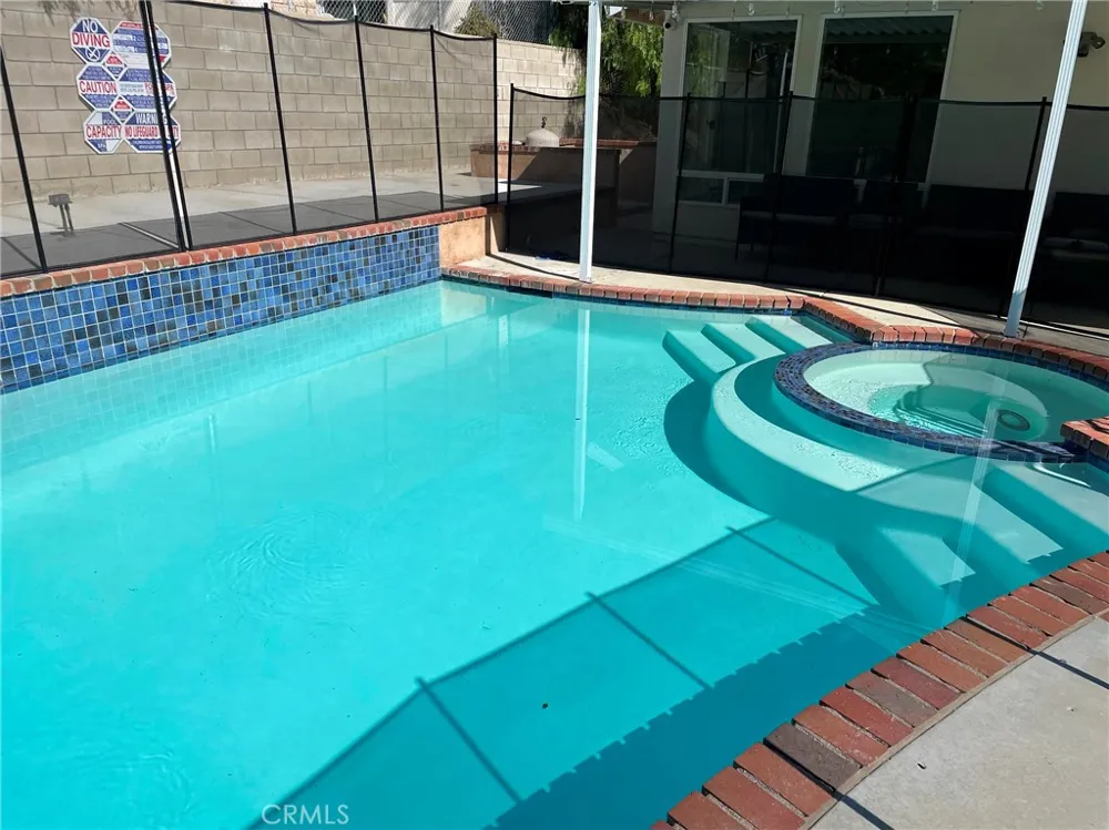 20910 Calwood Street Saugus, CA 91350