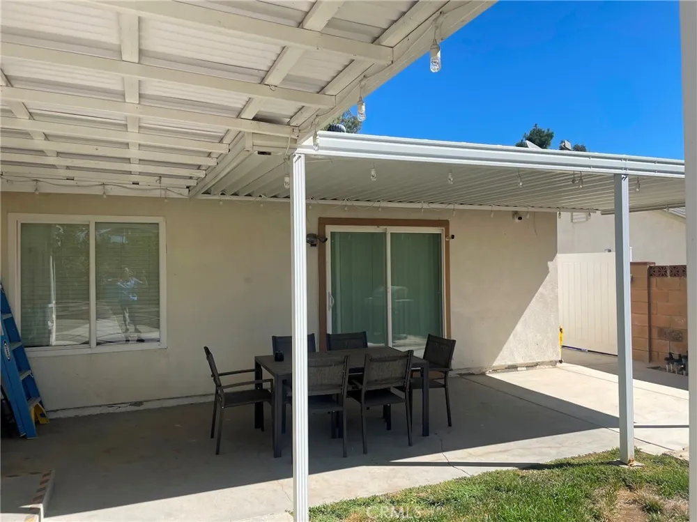 20910 Calwood Street Saugus, CA 91350
