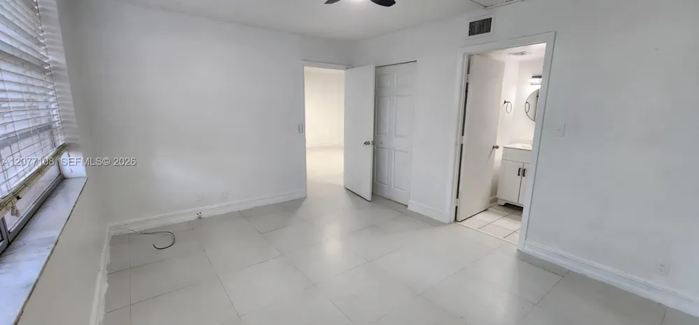 1020 NW 80th Ave #203 Margate, FL 33063