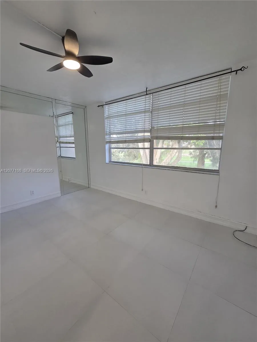 1020 NW 80th Ave #203 Margate, FL 33063
