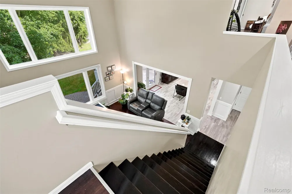 22099 Barclay Court Novi City, MI 48374