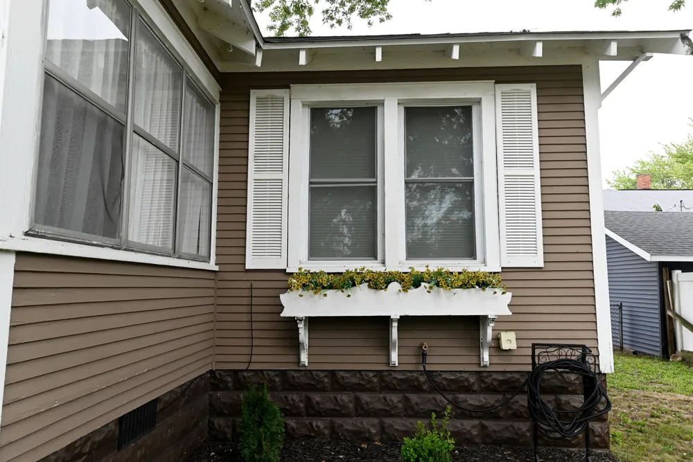 2362 Denmark Street Muskegon City, MI 49441
