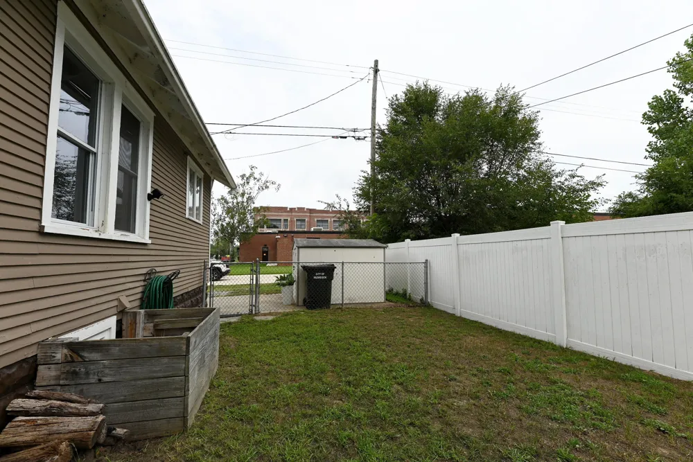 2362 Denmark Street Muskegon City, MI 49441