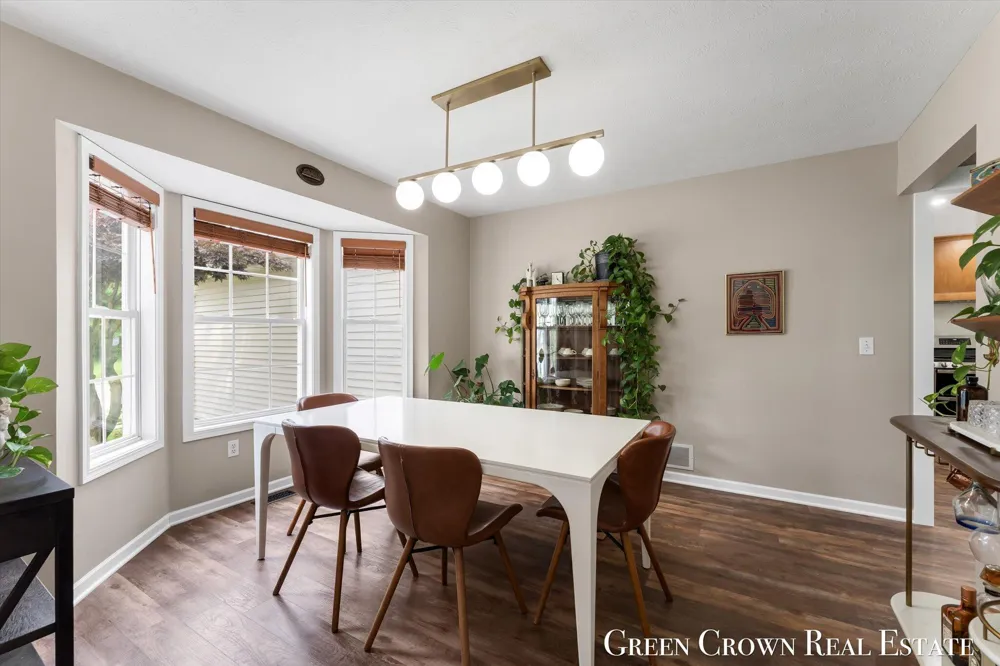 2838 Big Timber Drive NE Grand Rapids Charter Township, MI 49525