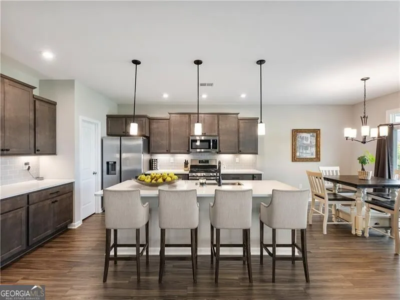 627 Michigan CIR Hoschton, GA 30548