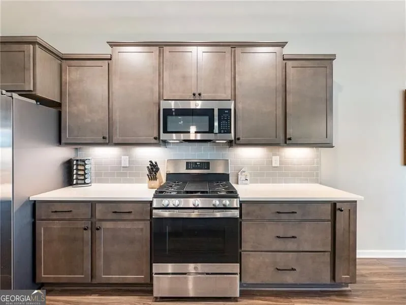 627 Michigan CIR Hoschton, GA 30548