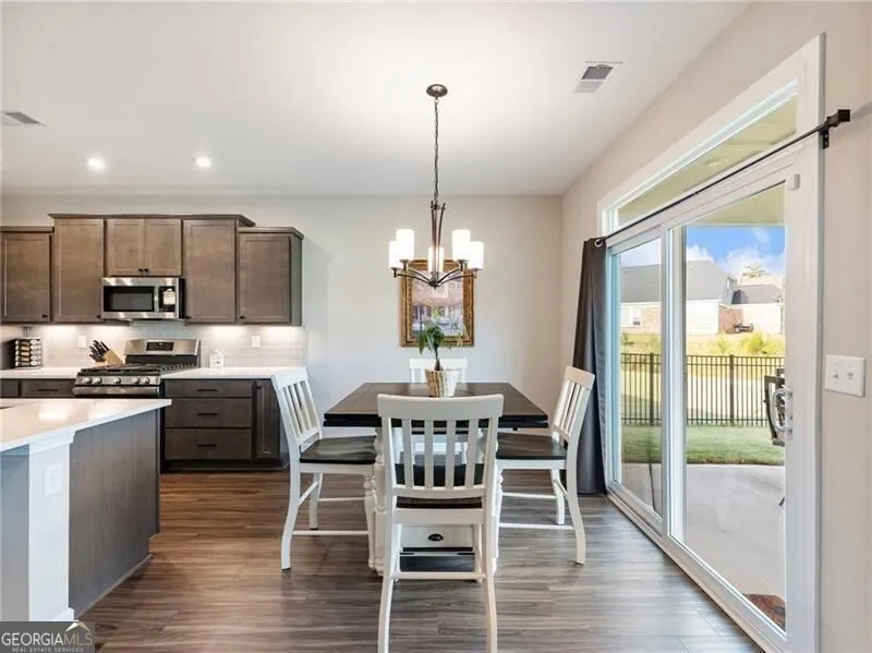 627 Michigan CIR Hoschton, GA 30548