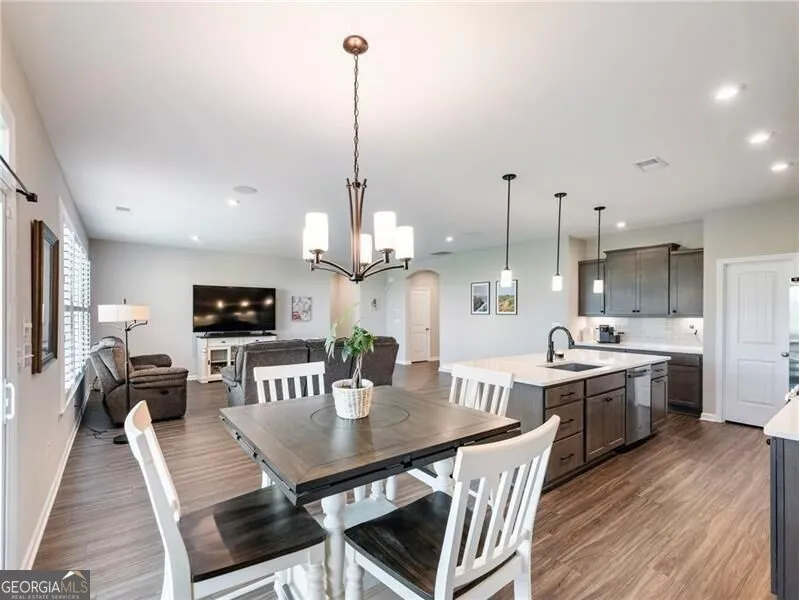 627 Michigan CIR Hoschton, GA 30548
