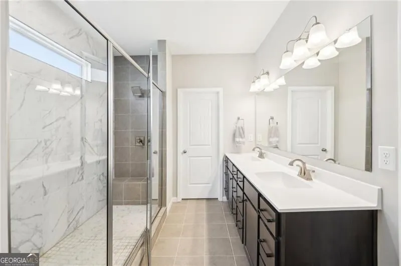 627 Michigan CIR Hoschton, GA 30548