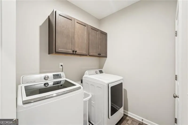 627 Michigan CIR Hoschton, GA 30548