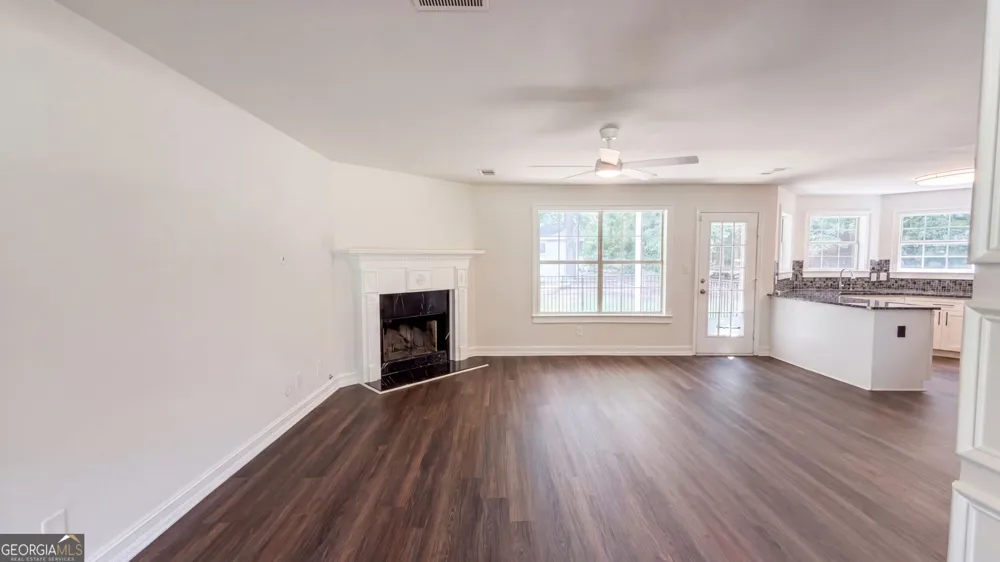 115 Emerald LN Hampton, GA 30228