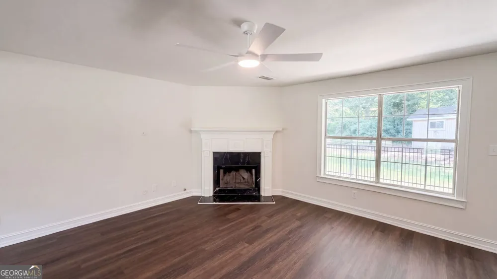 115 Emerald LN Hampton, GA 30228