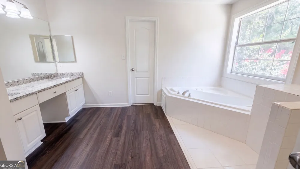 115 Emerald LN Hampton, GA 30228