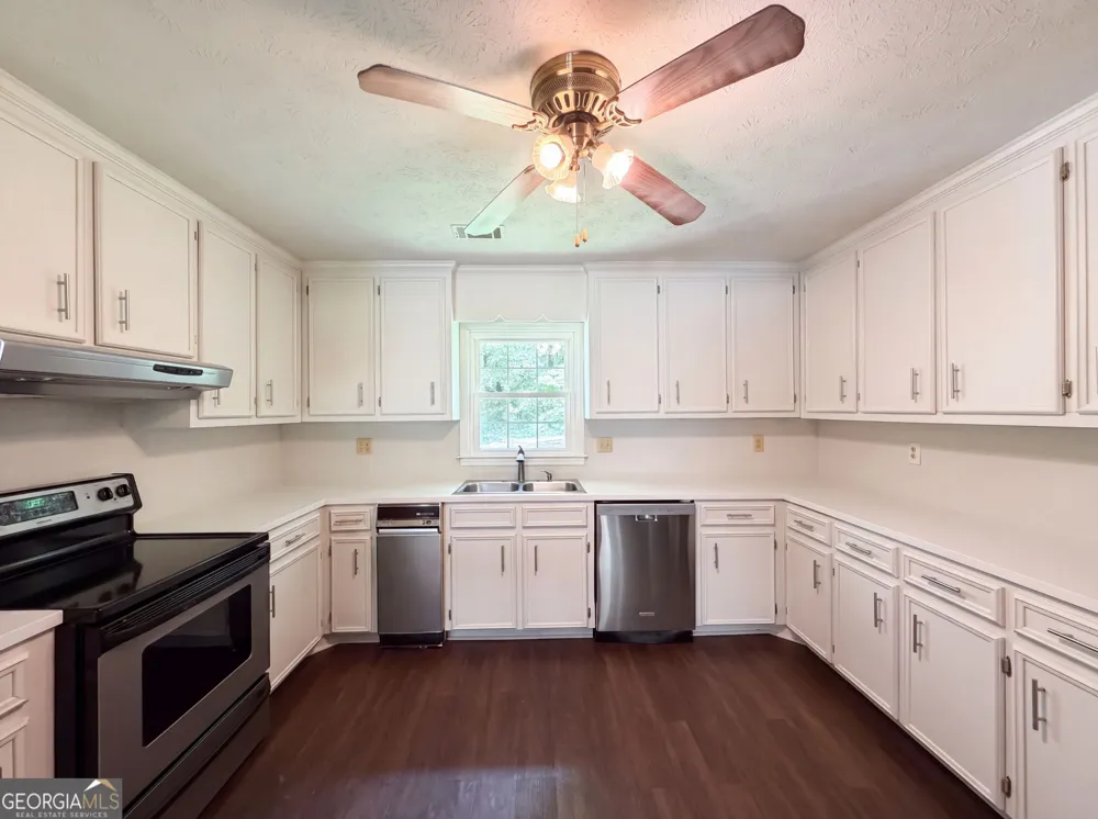 2310 McEachern School RD Powder Springs, GA 30127
