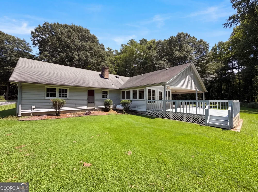 2310 McEachern School RD Powder Springs, GA 30127