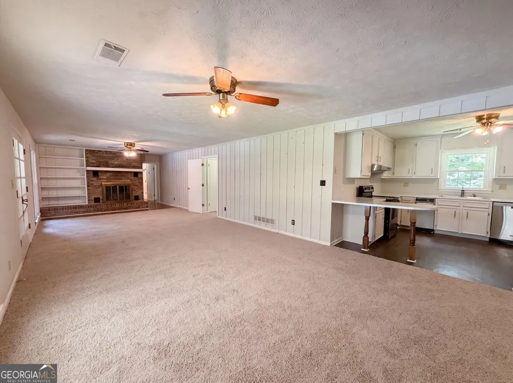 2310 McEachern School RD Powder Springs, GA 30127