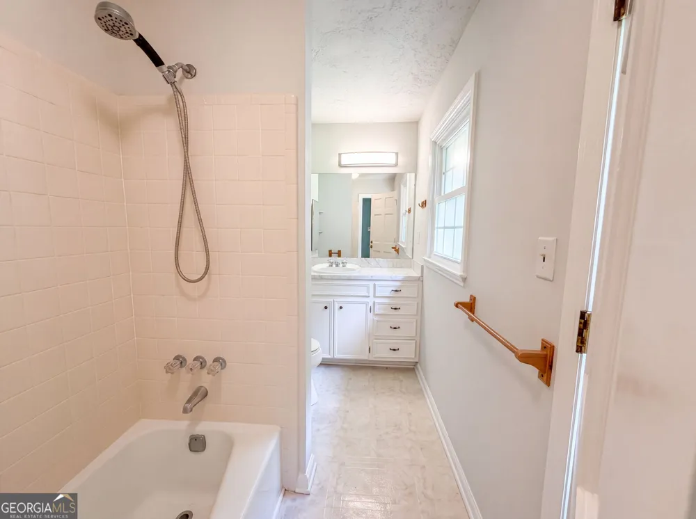 2310 McEachern School RD Powder Springs, GA 30127