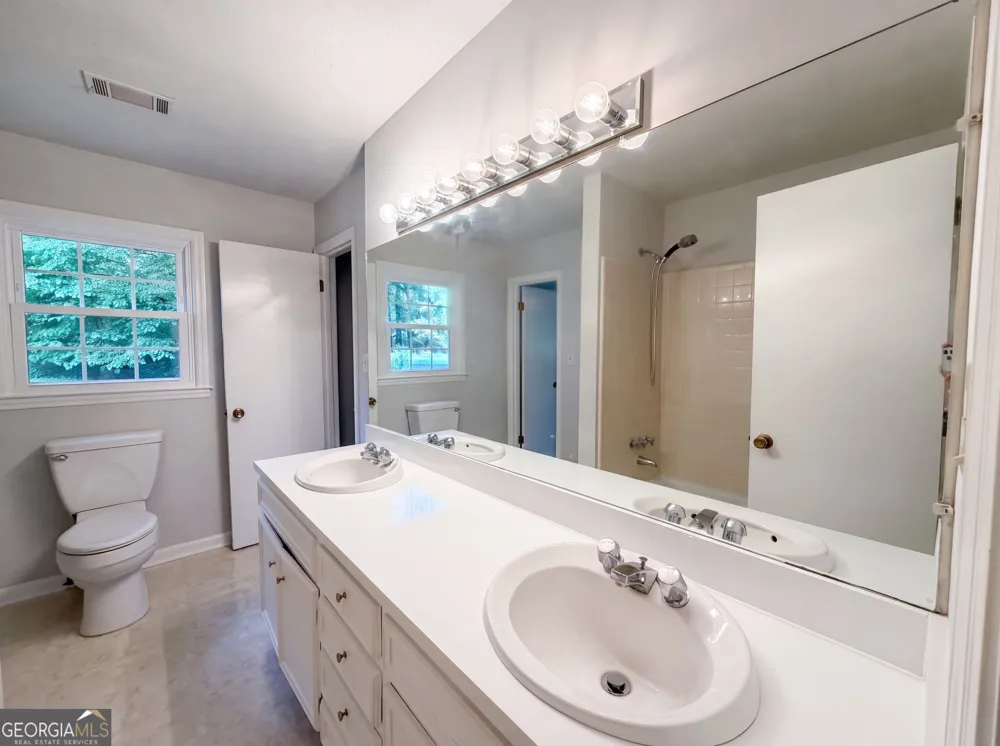 2310 McEachern School RD Powder Springs, GA 30127