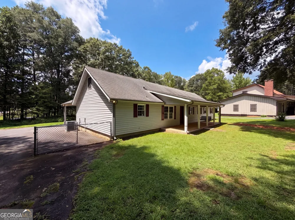 2310 McEachern School RD Powder Springs, GA 30127