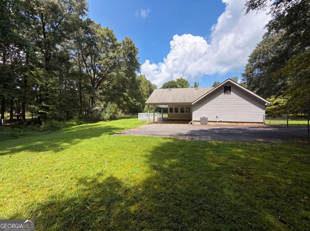 2310 McEachern School RD Powder Springs, GA 30127