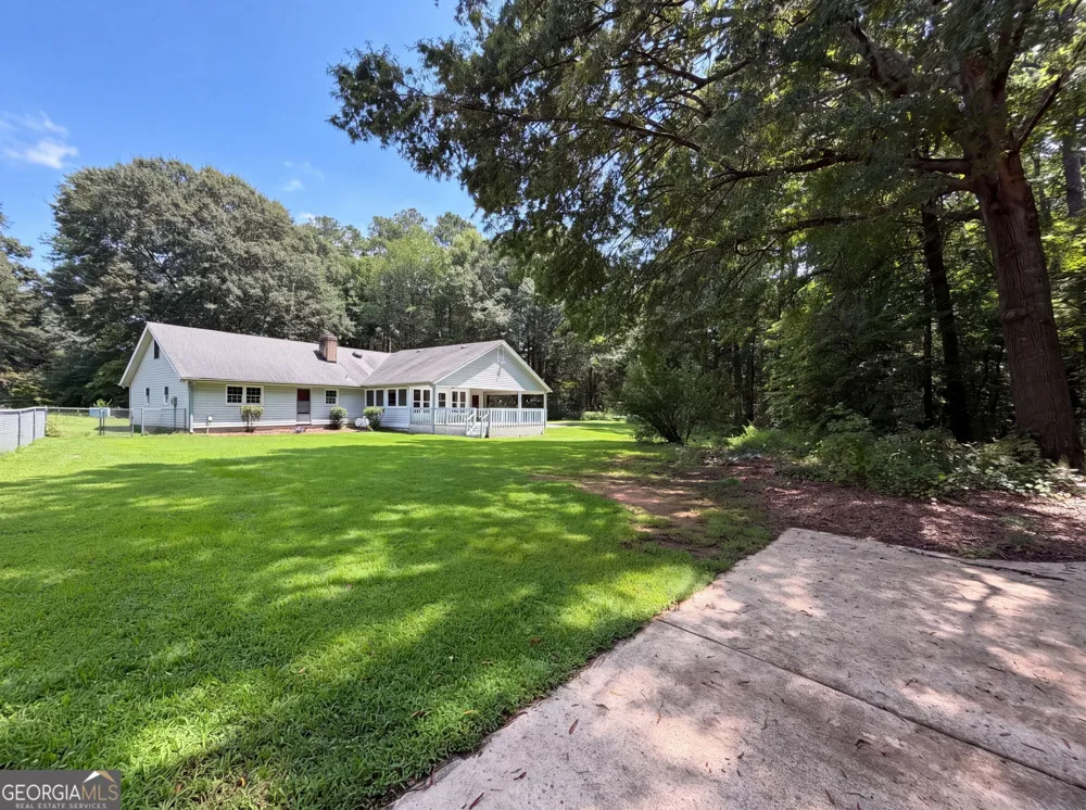 2310 McEachern School RD Powder Springs, GA 30127