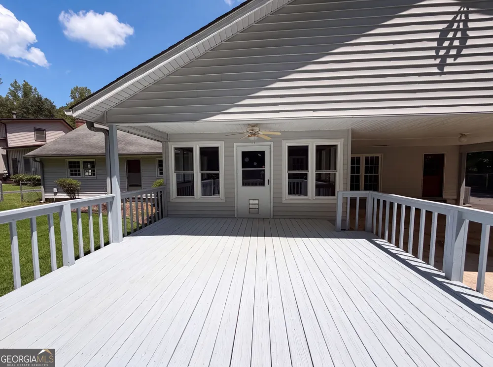 2310 McEachern School RD Powder Springs, GA 30127