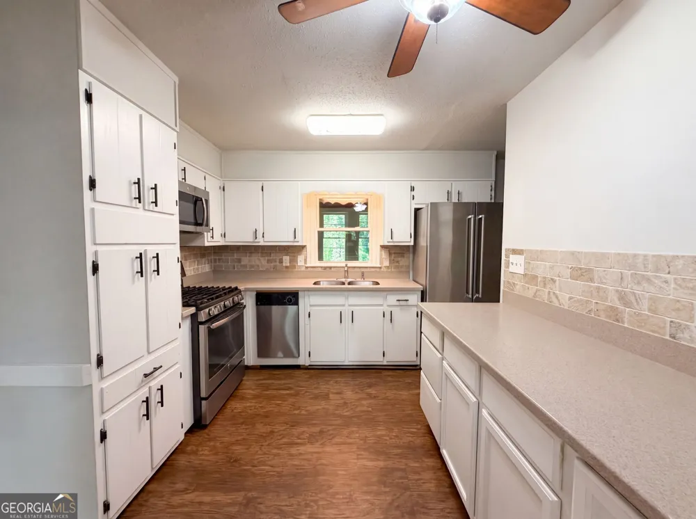 1653 E Kellogg CIR Douglasville, GA 30134
