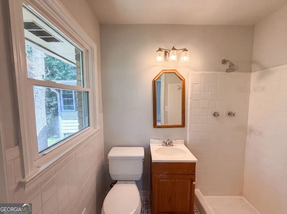 1653 E Kellogg CIR Douglasville, GA 30134