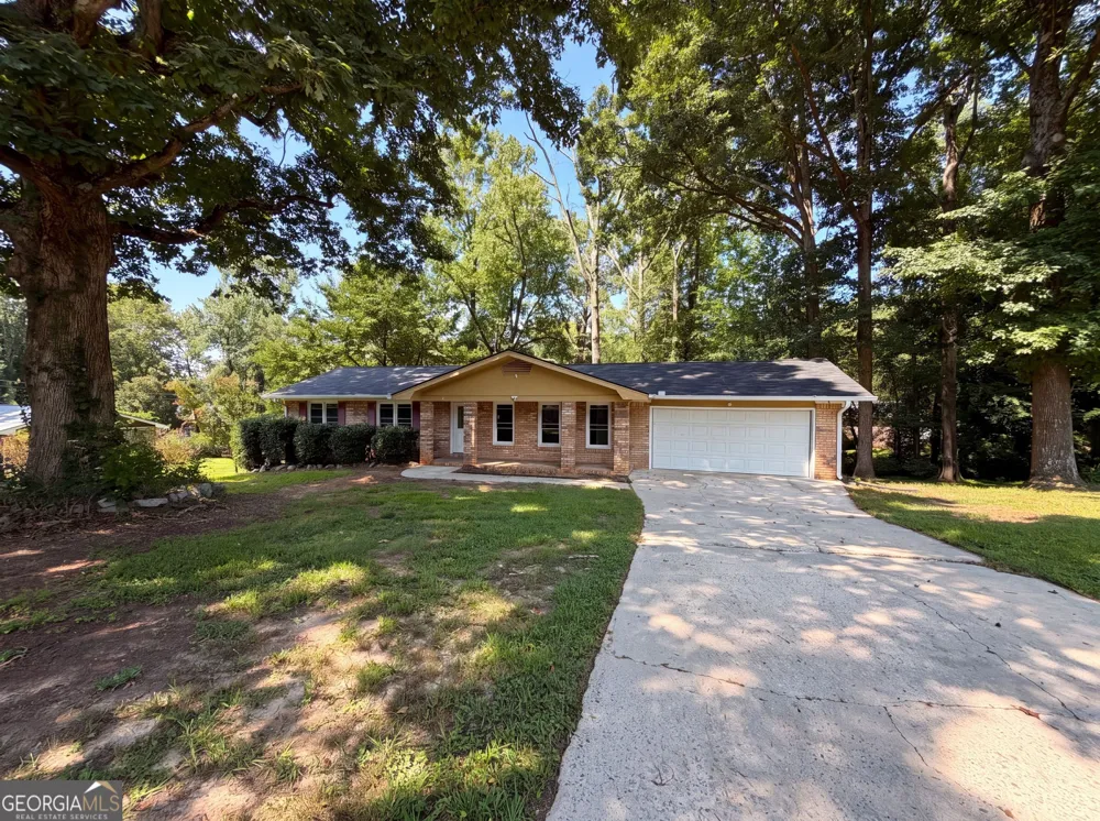 1653 E Kellogg CIR Douglasville, GA 30134