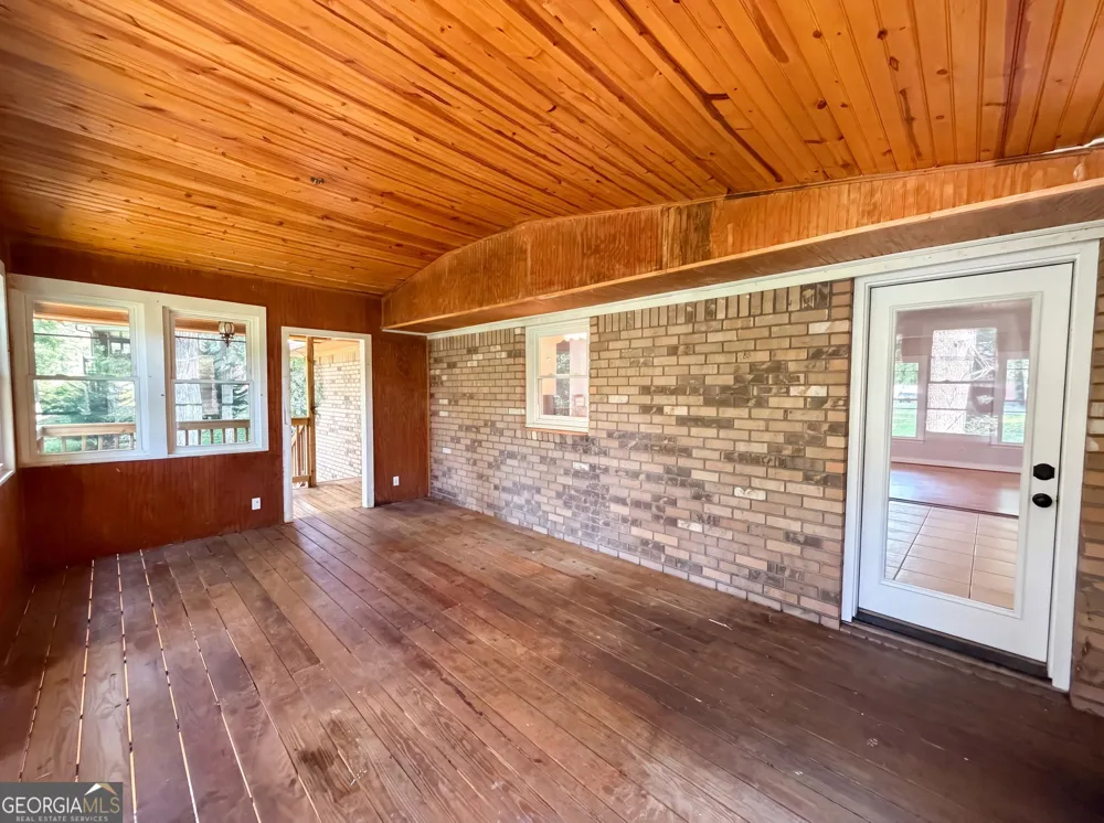 1653 E Kellogg CIR Douglasville, GA 30134