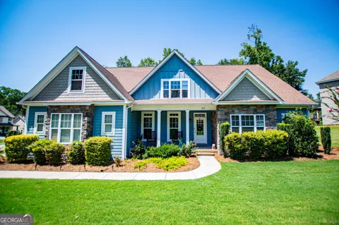 319 Wooded Glen LN