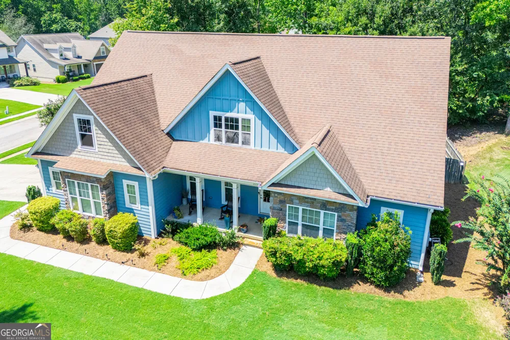319 Wooded Glen LN Carrollton, GA 30117