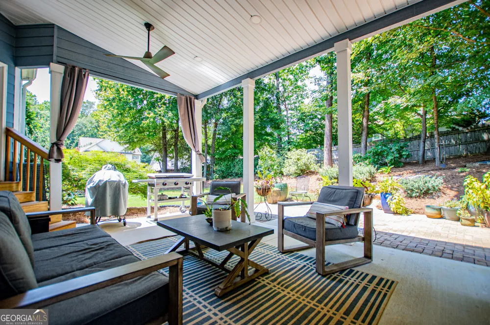 319 Wooded Glen LN Carrollton, GA 30117