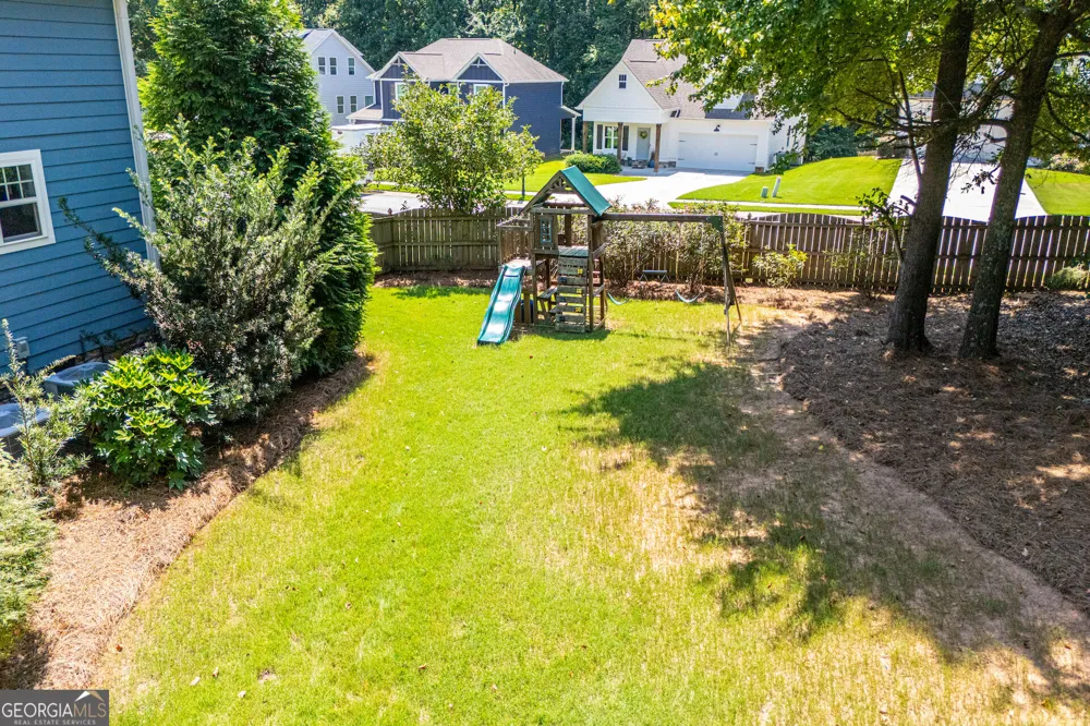 319 Wooded Glen LN Carrollton, GA 30117