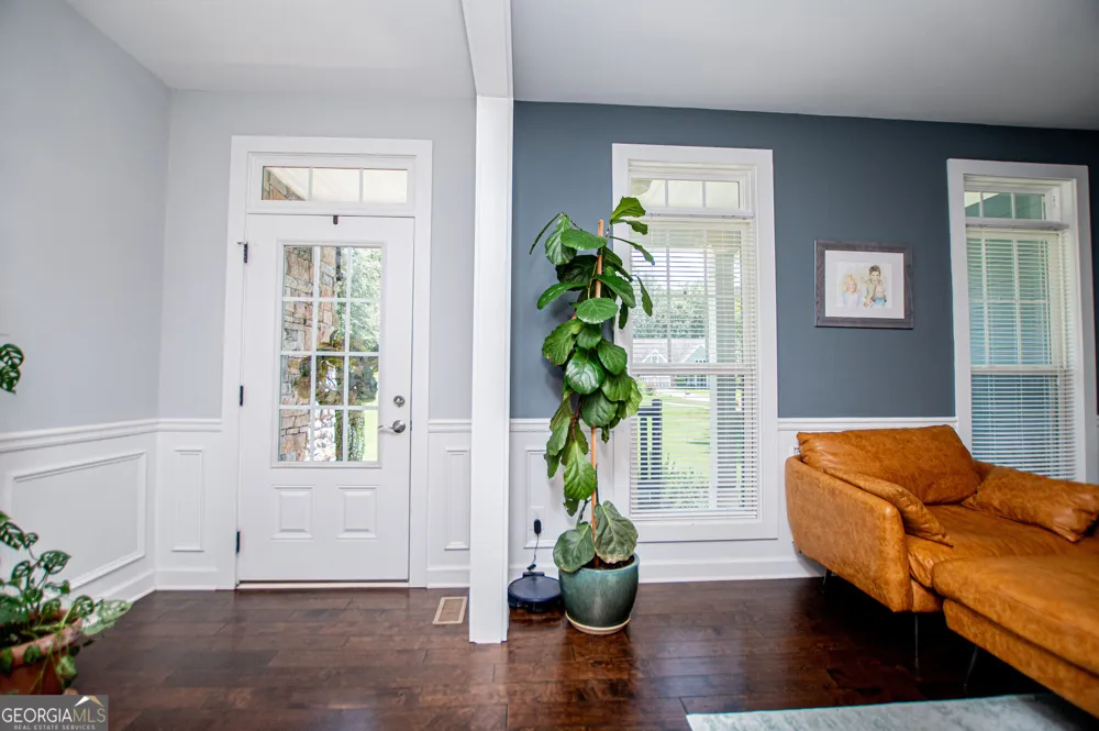 319 Wooded Glen LN Carrollton, GA 30117