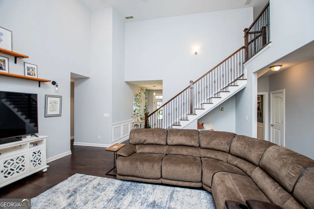 319 Wooded Glen LN Carrollton, GA 30117