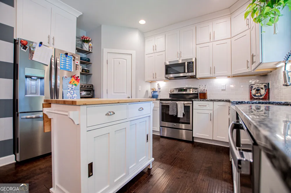 319 Wooded Glen LN Carrollton, GA 30117
