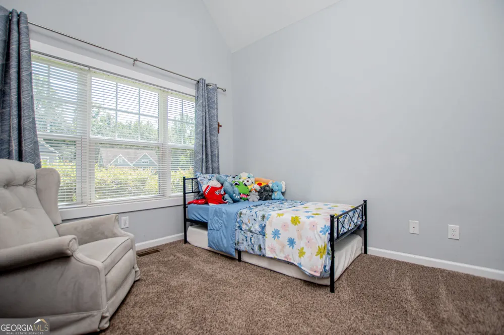 319 Wooded Glen LN Carrollton, GA 30117