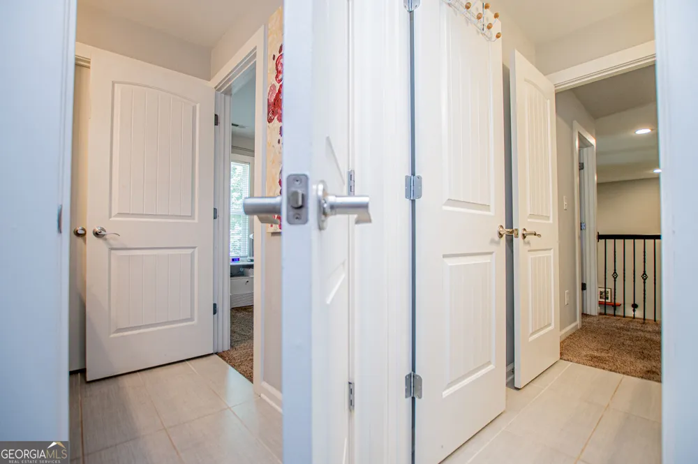 319 Wooded Glen LN Carrollton, GA 30117